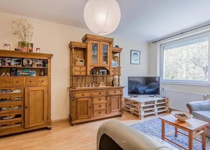 Cosy Pet-Friendly Flat W Balcony @ Orczy Garden